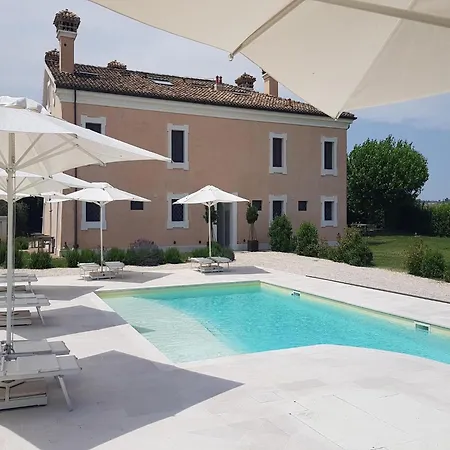 Villa In Near Center Monsano
